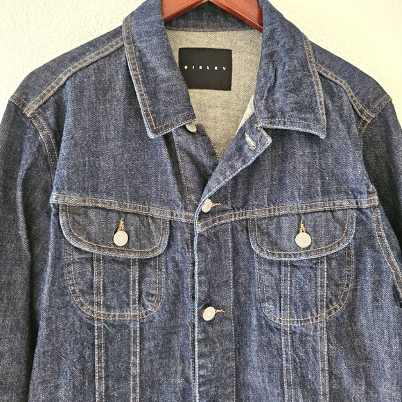 Sisley jean jacket size M denim blue button front trucker style Italy - Picture 2 of 11